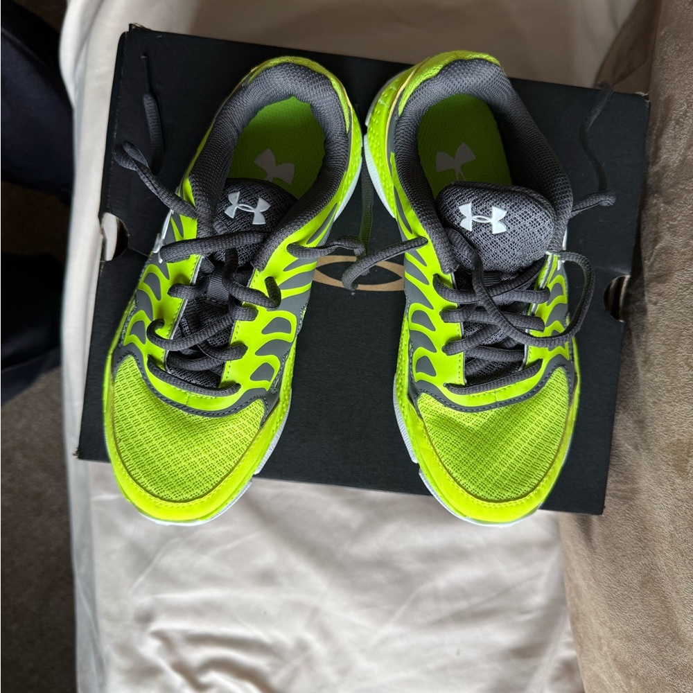 Under Armour Lime and Gray Running Shoes